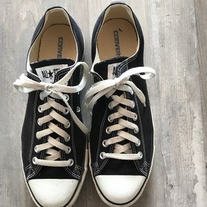 Mens low top black Converse 11 1/2